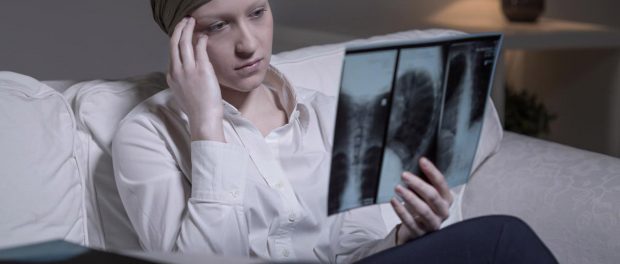 Woman-Chemotherapy-X-Ray-Lung-Cancer