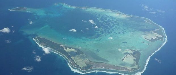 remote-island-chain-414-million-pieces-plastic