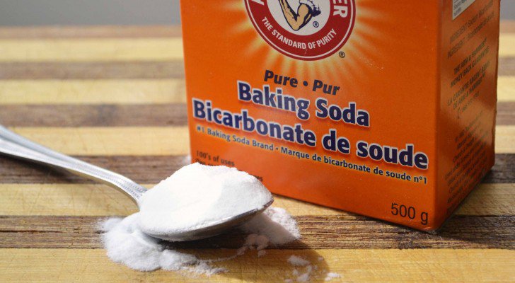 25 ways to use baking soda